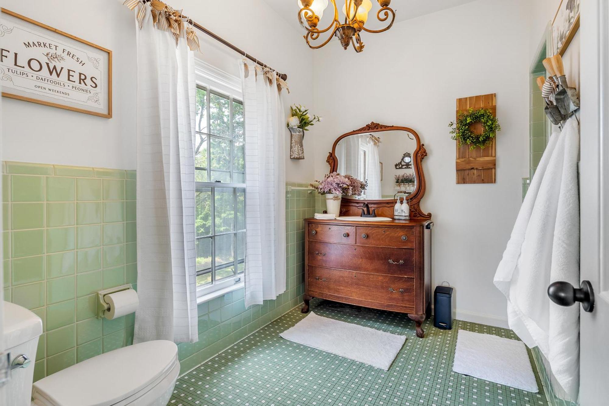 Beland Mansion-Blooming Garden Suite! Fort Smith Ngoại thất bức ảnh
